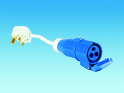 16A Mains Socket to UK Plug Adapter - Pennine