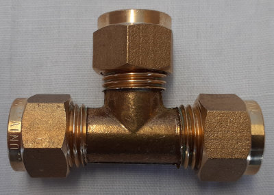 Gas Connector Equal T Piece - 1/4"