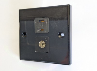 Parallel 2 Pin 12 Volt & TV Socket - Black