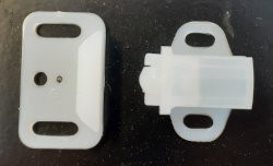 Roller Catch Small