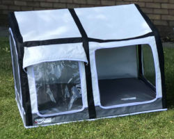 CampTech Pet House - Inflatable Style