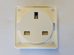 Berker 13 Amp 3 Pin Socket - White