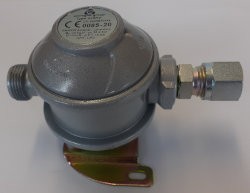 424RV Caravan LPG Gas Regulator - 10mm Straight