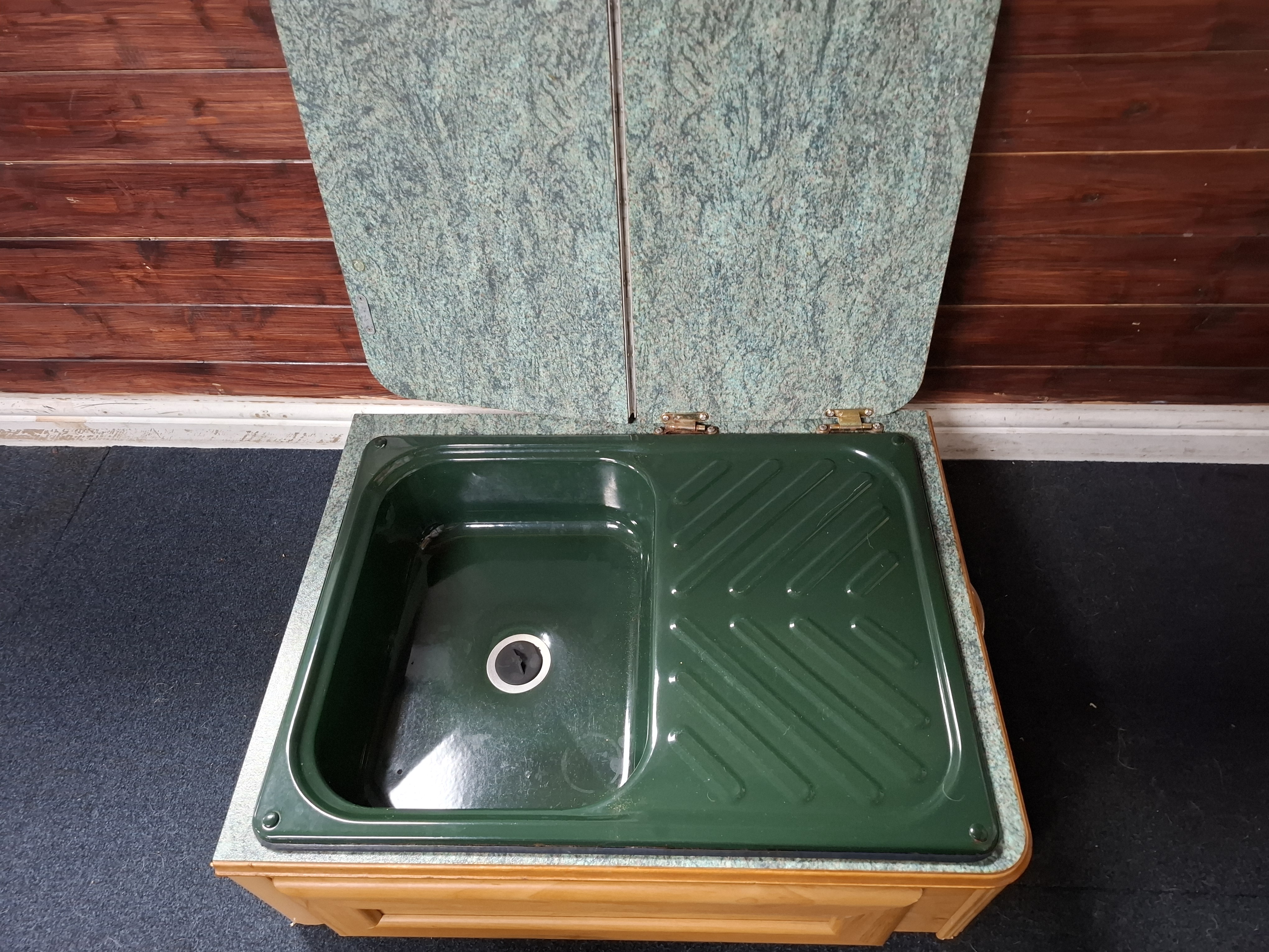 Pennine Pathfinder 600 DL Kitchen Sink