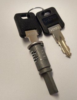 West Alloy WD Barrel c/w 2 Keys No. 133	